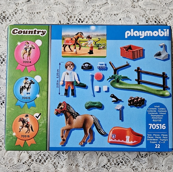 Playmobil Connemara Pony Playset New in Box Horse Person and Accessories - Picture 3 of 8